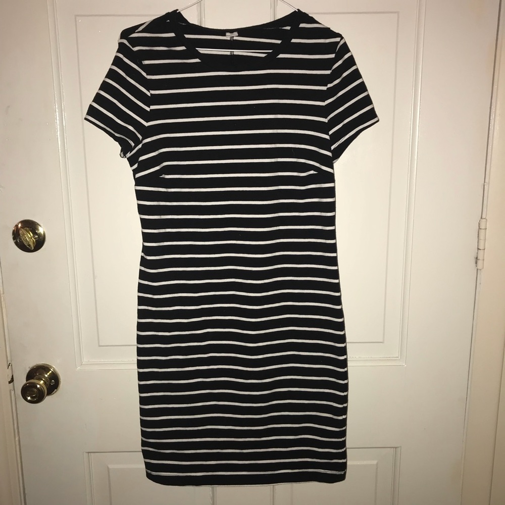 Women’s Old Navy Striped Knit T-shirt dress